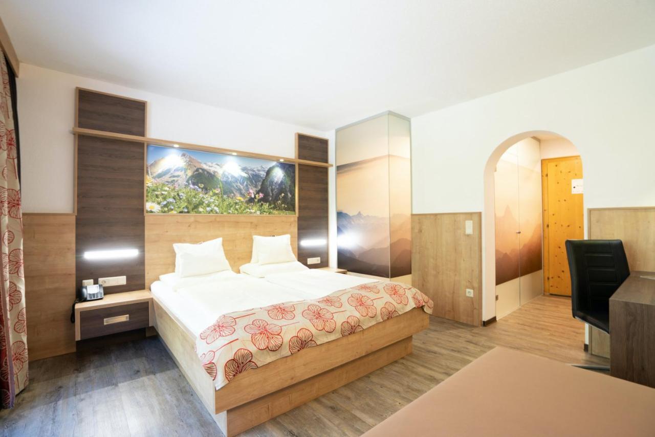 Hotel Gundolf Санкт Леонард им Пицтал Екстериор снимка