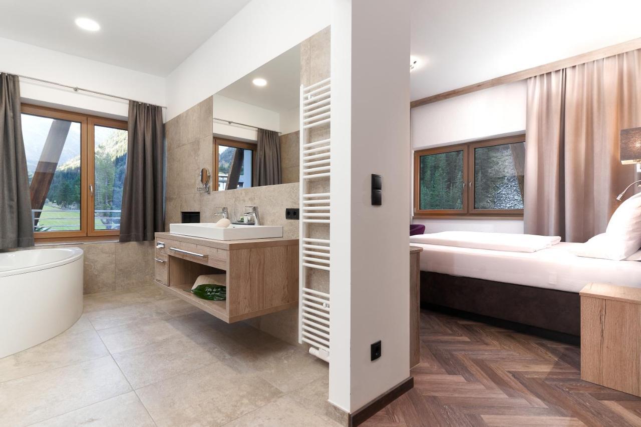 Hotel Gundolf Санкт Леонард им Пицтал Екстериор снимка